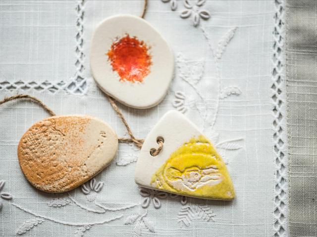 Midzomer avondpicknick + kinderworkshop 'natuuramuletten maken' © z.n.